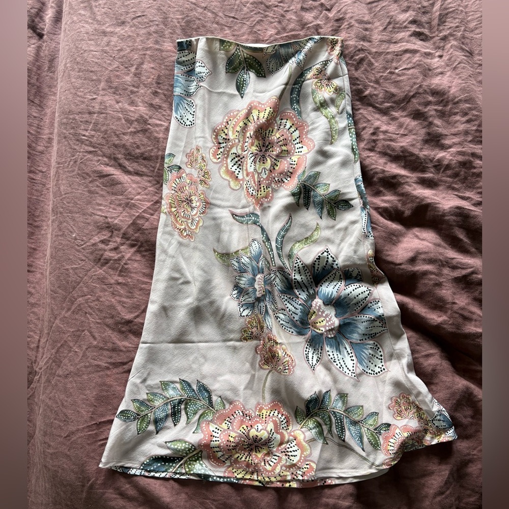 Stone cold fox Magnolia skirt